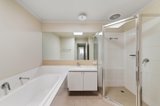 https://images.listonce.com.au/custom/160x/listings/5-san-lorenzo-court-heatherton-vic-3202/233/00101233_img_04.jpg?EOpAz8fz1JM