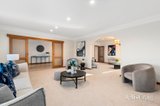 https://images.listonce.com.au/custom/160x/listings/5-saxon-court-oakleigh-vic-3166/275/01864275_img_05.jpg?omBtabLcD08