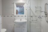 https://images.listonce.com.au/custom/160x/listings/5-selina-avenue-mooroolbark-vic-3138/823/01574823_img_08.jpg?FufQATRQgHs