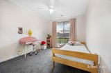 https://images.listonce.com.au/custom/160x/listings/5-shari-drive-delacombe-vic-3356/601/01770601_img_15.jpg?bPZF1VLN-2A
