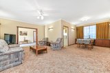https://images.listonce.com.au/custom/160x/listings/5-smyth-street-mount-waverley-vic-3149/839/01660839_img_03.jpg?gj4BWZk_b04