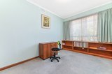 https://images.listonce.com.au/custom/160x/listings/5-smyth-street-mount-waverley-vic-3149/839/01660839_img_10.jpg?9ZuE5hc_vXg