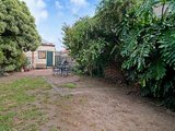 https://images.listonce.com.au/custom/160x/listings/5-southampton-street-footscray-vic-3011/757/01202757_img_07.jpg?dztvz0slkz4