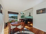 https://images.listonce.com.au/custom/160x/listings/5-spinebill-court-healesville-vic-3777/356/01525356_img_09.jpg?In8WjOhqBq0