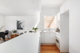 https://images.listonce.com.au/custom/160x/listings/5-spring-street-east-port-melbourne-vic-3207/098/01141098_img_04.jpg?ThsHdu9ONRE