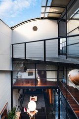 https://images.listonce.com.au/custom/160x/listings/5-st-andrews-street-north-melbourne-vic-3051/760/00823760_img_04.jpg?1edouLl98Y0