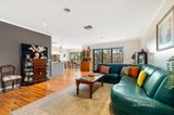 https://images.listonce.com.au/custom/160x/listings/5-st-mitchell-circuit-mornington-vic-3931/633/01721633_img_02.jpg?pwcXCm3Smfc