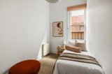 https://images.listonce.com.au/custom/160x/listings/5-stanhope-street-armadale-vic-3143/876/01974876_img_09.jpg?rhXScivRi00