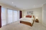 https://images.listonce.com.au/custom/160x/listings/5-stanley-place-templestowe-vic-3106/114/00120114_img_03.jpg?Hu5e5ydr9Ac