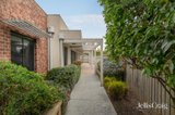 https://images.listonce.com.au/custom/160x/listings/5-station-avenue-mckinnon-vic-3204/862/01772862_img_13.jpg?yOcmzkd4ch8