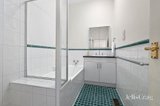 https://images.listonce.com.au/custom/160x/listings/5-stubbs-avenue-north-geelong-vic-3215/230/01888230_img_12.jpg?n2oBXXIomCc