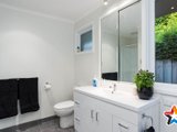 https://images.listonce.com.au/custom/160x/listings/5-sunburst-court-mooroolbark-vic-3138/905/01524905_img_11.jpg?Nq4RPGFGDKk