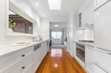 https://images.listonce.com.au/custom/160x/listings/5-sunhill-road-mount-waverley-vic-3149/827/01582827_img_04.jpg?dRUw0DxYH6o