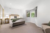 https://images.listonce.com.au/custom/160x/listings/5-sunhill-road-mount-waverley-vic-3149/827/01582827_img_07.jpg?ff964OpV5D8