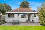 https://images.listonce.com.au/custom/160x/listings/5-sycamore-street-hamlyn-heights-vic-3215/210/01854210_img_11.jpg?LuhZpTTdwCI