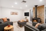 https://images.listonce.com.au/custom/160x/listings/5-tambo-close-croydon-hills-vic-3136/486/01718486_img_07.jpg?VrKOvUqSz6k