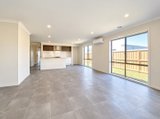 https://images.listonce.com.au/custom/160x/listings/5-telopea-street-mount-duneed-vic-3217/858/01975858_img_09.jpg?kLbrzxDDWaI