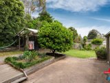 https://images.listonce.com.au/custom/160x/listings/5-terrigal-crescent-kilsyth-vic-3137/667/01524667_img_06.jpg?_Sk7KDDl6SI