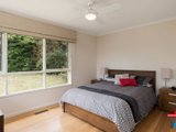 https://images.listonce.com.au/custom/160x/listings/5-terrigal-crescent-kilsyth-vic-3137/667/01524667_img_12.jpg?sj58eUORREk