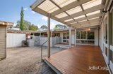 https://images.listonce.com.au/custom/160x/listings/5-the-avenue-montrose-vic-3765/610/01988610_img_11.jpg?za-mOFWzfyo