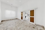 https://images.listonce.com.au/custom/160x/listings/5-the-crescent-ascot-vale-vic-3032/855/01914855_img_08.jpg?D7NnfSLC4xk