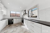 https://images.listonce.com.au/custom/160x/listings/5-the-crescent-ascot-vale-vic-3032/855/01914855_img_09.jpg?wA5UlSg-jMo