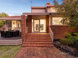 https://images.listonce.com.au/custom/160x/listings/5-thorncombe-walk-doncaster-east-vic-3109/375/01650375_img_19.jpg?54vMeaUuuX0