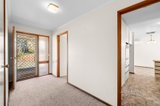 https://images.listonce.com.au/custom/160x/listings/5-tivey-street-newstead-vic-3462/218/01704218_img_08.jpg?kYJ_ESF7c5M