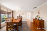 https://images.listonce.com.au/custom/160x/listings/5-tony-place-mooroolbark-vic-3138/724/01767724_img_05.jpg?TXiB0trgsrU