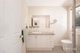 https://images.listonce.com.au/custom/160x/listings/5-tony-place-mooroolbark-vic-3138/724/01767724_img_08.jpg?Demr5sJ6FXE