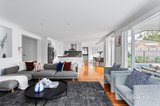https://images.listonce.com.au/custom/160x/listings/5-twisden-road-bentleigh-vic-3204/409/01908409_img_08.jpg?iyASg9vL_7Q