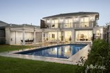 https://images.listonce.com.au/custom/160x/listings/5-twisden-road-bentleigh-vic-3204/409/01908409_img_18.jpg?nO9CWNcIGkk