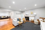 https://images.listonce.com.au/custom/160x/listings/5-ulysses-avenue-croydon-south-vic-3136/799/01237799_img_02.jpg?_KdwJZpcPEA