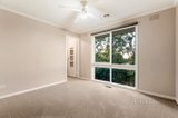 https://images.listonce.com.au/custom/160x/listings/5-union-road-lilydale-vic-3140/819/01691819_img_08.jpg?-ZuXLRqgPUg