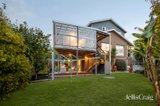 https://images.listonce.com.au/custom/160x/listings/5-ursula-close-wheelers-hill-vic-3150/892/01956892_img_13.jpg?OU7IoWMARLs