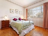https://images.listonce.com.au/custom/160x/listings/5-venice-street-box-hill-south-vic-3128/974/01683974_img_05.jpg?fNHIQRzxMsM