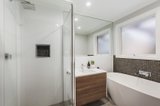 https://images.listonce.com.au/custom/160x/listings/5-viewmont-court-croydon-north-vic-3136/385/00678385_img_07.jpg?r7oZPWU98aI