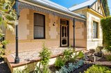 https://images.listonce.com.au/custom/160x/listings/5-vincent-street-castlemaine-vic-3450/576/01592576_img_01.jpg?JGn6Dc8Z1_Y