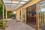 https://images.listonce.com.au/custom/160x/listings/5-vincent-street-castlemaine-vic-3450/576/01592576_img_15.jpg?Z8IUAuEsqqQ