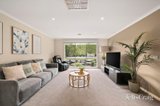 https://images.listonce.com.au/custom/160x/listings/5-vintage-grove-chirnside-park-vic-3116/086/01957086_img_03.jpg?9YNG8AQ1cXo