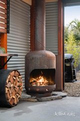 https://images.listonce.com.au/custom/160x/listings/5-vintage-grove-chirnside-park-vic-3116/086/01957086_img_25.jpg?nCT6AZxV0jQ