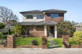 https://images.listonce.com.au/custom/160x/listings/5-walmer-street-ringwood-vic-3134/147/01815147_img_01.jpg?h46RxBh1o4s