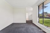 https://images.listonce.com.au/custom/160x/listings/5-walmer-street-ringwood-vic-3134/147/01815147_img_05.jpg?n_H4kNoTAbk