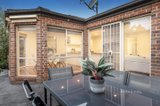 https://images.listonce.com.au/custom/160x/listings/5-wesley-court-croydon-vic-3136/396/01722396_img_11.jpg?7TOWKFfIFKg