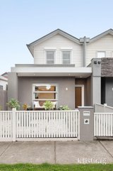 https://images.listonce.com.au/custom/160x/listings/5-whalley-street-northcote-vic-3070/500/01938500_img_02.jpg?FwzH7r0INy8