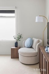 https://images.listonce.com.au/custom/160x/listings/5-whalley-street-northcote-vic-3070/500/01938500_img_12.jpg?lE2ZpCIc-rU