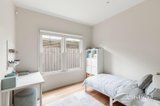 https://images.listonce.com.au/custom/160x/listings/5-whalley-street-northcote-vic-3070/500/01938500_img_17.jpg?0M31B_HqGWc