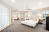 https://images.listonce.com.au/custom/160x/listings/5-willorna-court-doncaster-east-vic-3109/949/01434949_img_08.jpg?tb661uHGDg4