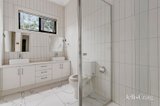 https://images.listonce.com.au/custom/160x/listings/5-windsor-avenue-strathmore-vic-3041/711/01953711_img_07.jpg?49-663tUbRE