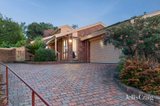 https://images.listonce.com.au/custom/160x/listings/5-wyndarra-court-ringwood-vic-3134/892/01831892_img_01.jpg?Jv-tfCiX7f0